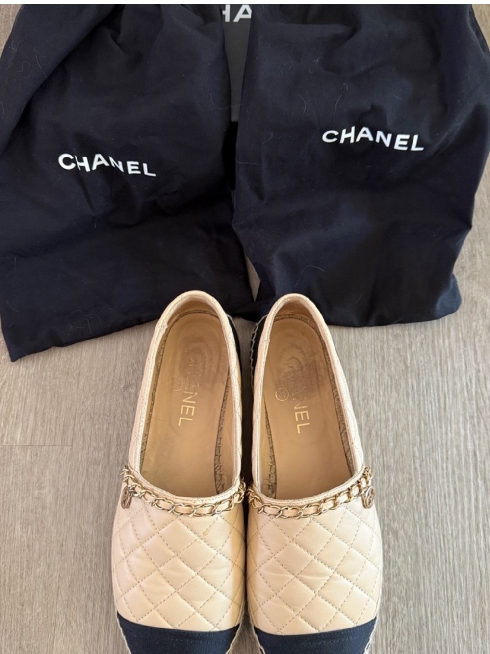 CHANEL Quilted Beige Leather Espadrilles with Black Cap Toe & Gold Chain - Picture 3 of 8